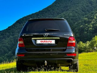 2009 Mercedes-Benz M-Класс 320 II (W164) Рестайлинг, чёрный, 2100000 рублей, вид 4