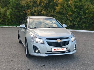 2014 Chevrolet Cruze I Рестайлинг, серебристый, 720000 рублей, вид 2