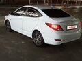 2012 Hyundai Solaris I, белый, 650000 рублей - вид 2