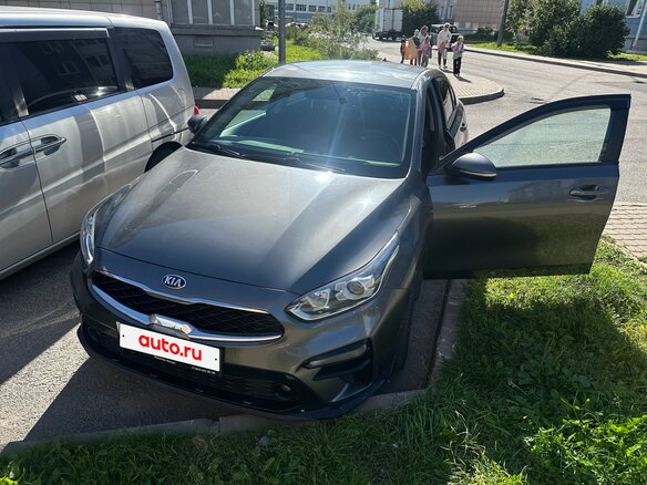 2019 Kia Cerato IV, серый, 1750000 рублей - вид 5