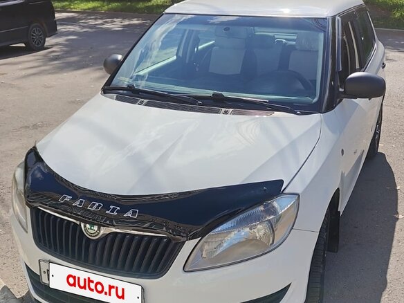 2012 Skoda Fabia II Рестайлинг, белый, 475000 рублей - вид 1