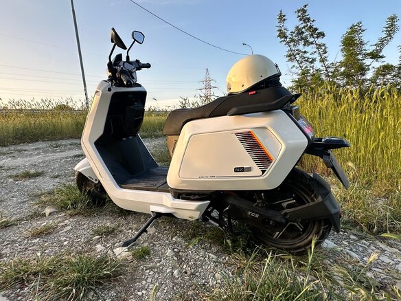 2025 NIU NQi, белый, 200000 рублей - вид 5