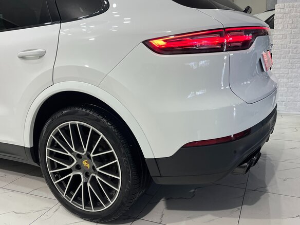 2020 Porsche Cayenne III, белый, 5698000 рублей - вид 7