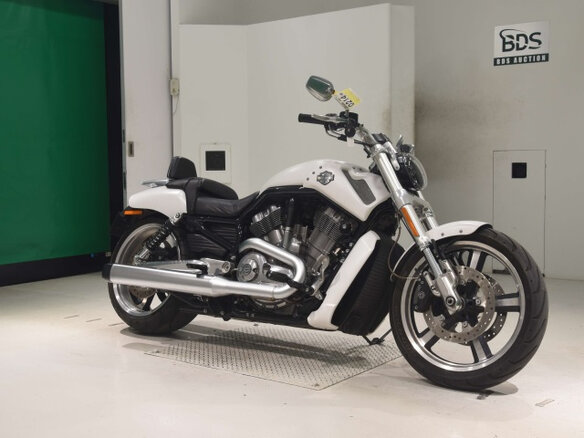 2015 Harley-Davidson V-Rod Muscle, белый, 1240000 рублей - вид 2