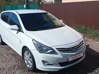 2014 Hyundai Solaris I Рестайлинг, белый, 955000 рублей, вид 1