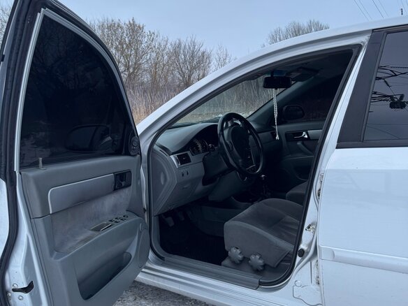2007 Chevrolet Lacetti I, серебристый, 630000 рублей - вид 8