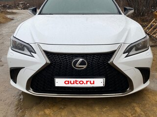 2018 Lexus ES 350 VII, белый, 4050000 рублей, вид 3
