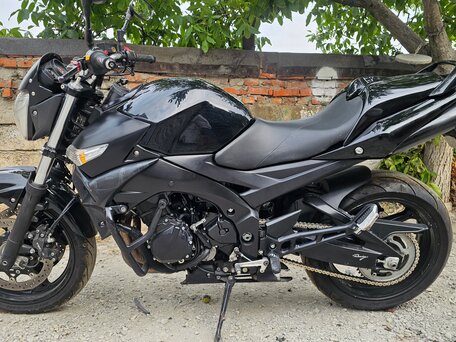2010 Suzuki GSR 600, чёрный, 430000 рублей, вид 1