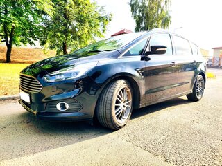 2019 Ford S-MAX II Рестайлинг, чёрный, 2200000 рублей, вид 2