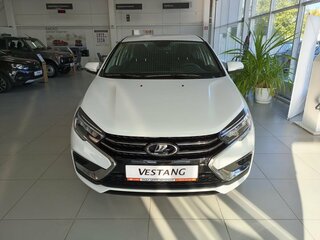 2023 Lada (ВАЗ) Vesta I Рестайлинг (NG), белый, 1550900 рублей, вид 2