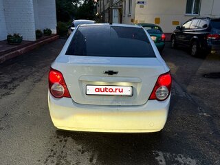 2013 Chevrolet Aveo II, белый, 655000 рублей, вид 3