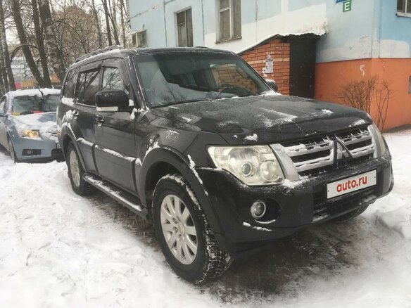 2012 Mitsubishi Pajero IV Рестайлинг 1, чёрный, 2300000 рублей - вид 1
