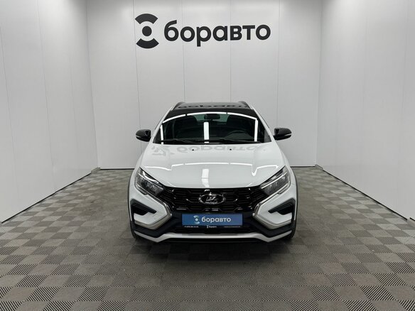 2024 Lada (ВАЗ) Vesta SW Cross I Рестайлинг (NG), белый, 1650000 рублей - вид 2