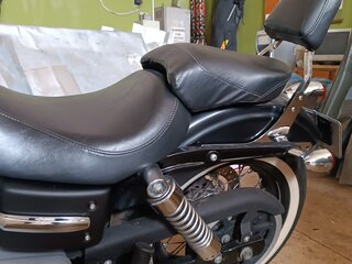 2009 Harley-Davidson Street Bob, чёрный, 1000000 рублей, вид 3