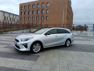 2019 Kia Ceed III, серебристый, 1900000 рублей, вид 1