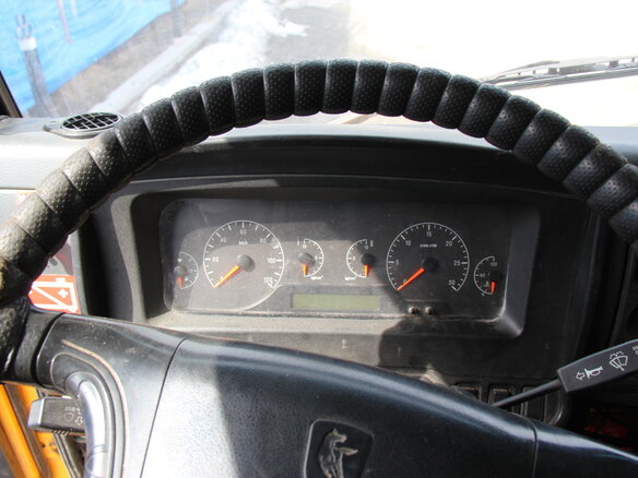 2011 КамАЗ 65116, жёлтый, 1300000 рублей - вид 24