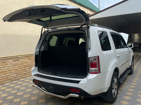 2011 Honda Pilot II Рестайлинг, белый, 2250000 рублей - вид 11