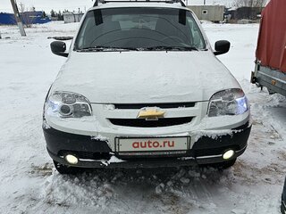 2016 Chevrolet Niva I Рестайлинг, белый, 790000 рублей, вид 1