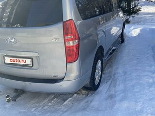 2014 Hyundai Grand Starex I, серый, 2800000 рублей, вид 4