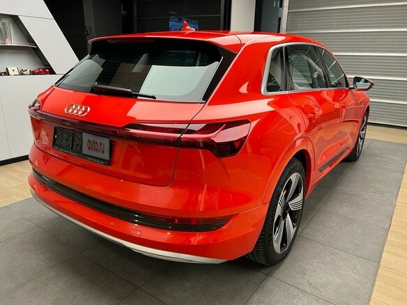 2021 Audi e-tron 55 I, красный, 7999999 рублей - вид 7