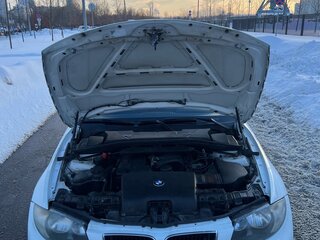 2011 BMW 1 серии 116i I (E81/E82/E87/E88) Рестайлинг, белый, 690000 рублей, вид 2
