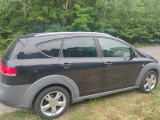 2012 SEAT Altea Freetrack I Рестайлинг, чёрный, 970000 рублей, вид 4