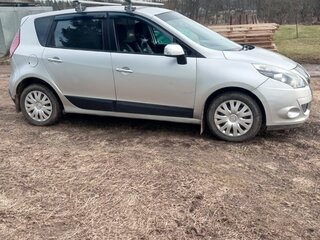 2010 Renault Scenic III, серебристый, 540000 рублей, вид 3