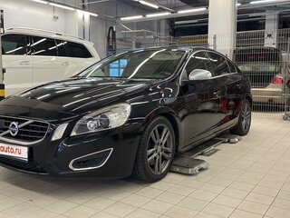 2011 Volvo S60 II, чёрный, 1370000 рублей, вид 2