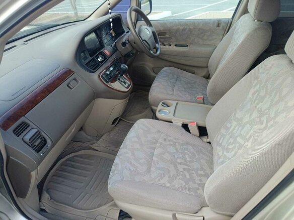 2002 Honda Odyssey II Рестайлинг, бежевый, 580000 рублей - вид 4