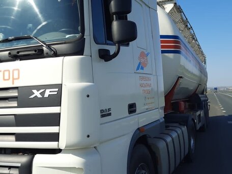 2014 DAF XF 105, белый, 2800000 рублей, вид 2