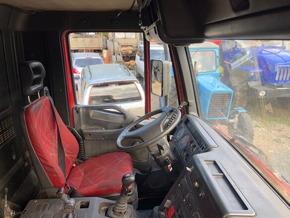 2007 Iveco Trakker, красный, 1700000 рублей - вид 14