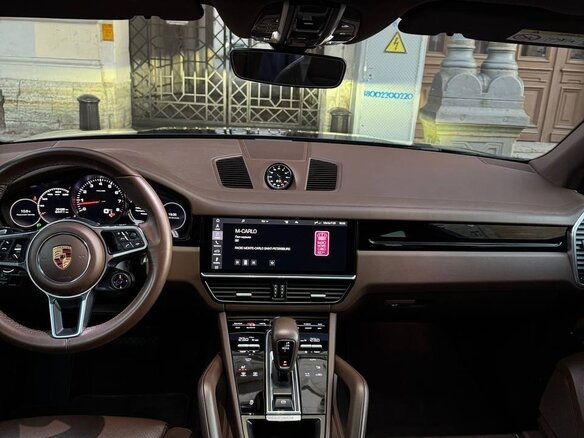 2020 Porsche Cayenne III, синий, 9450000 рублей - вид 4