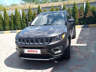 2017 Jeep Compass II, серый, 1700000 рублей, вид 4