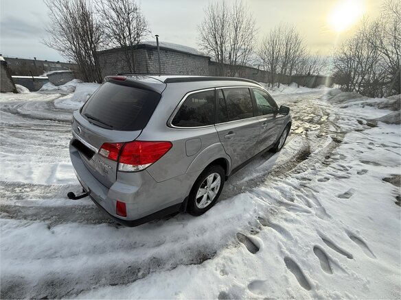 2010 Subaru Outback IV, серебристый, 1280000 рублей - вид 7