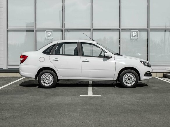 2026 Lada (ВАЗ) Granta I Рестайлинг, белый, 1068000 рублей - вид 10
