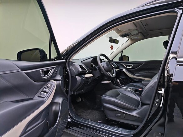 2023 Subaru Forester V Рестайлинг, чёрный, 2520000 рублей - вид 13