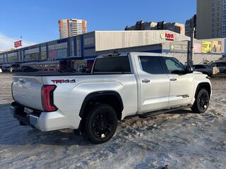 2022 Toyota Tundra CrewMax III, белый, 9999990 рублей, вид 5