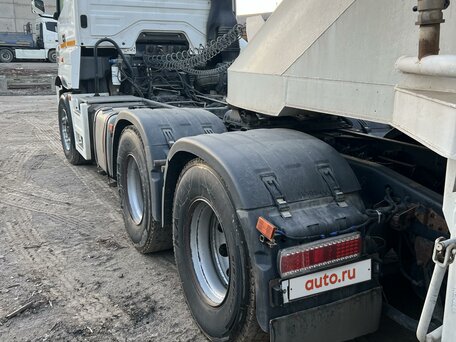 2018 КамАЗ 65206, белый, 4300000 рублей, вид 4
