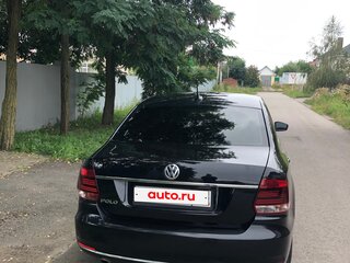 2018 Volkswagen Polo V Рестайлинг, чёрный, 850000 рублей, вид 3
