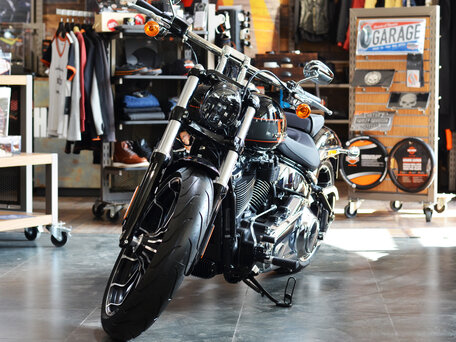 2024 Harley-Davidson Breakout, чёрный, 3400000 рублей, вид 2