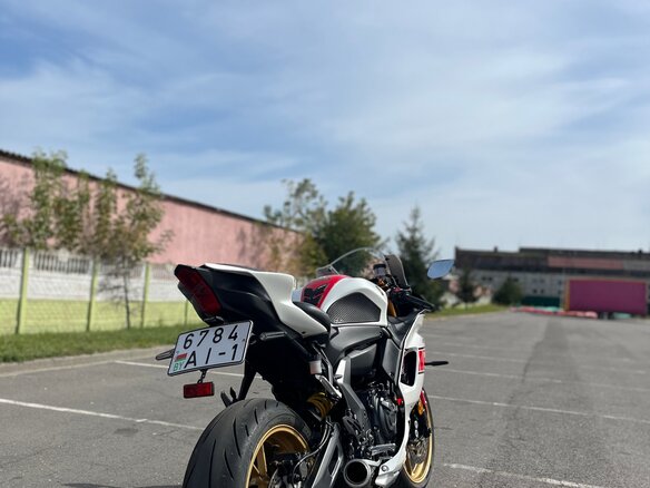 2022 Yamaha YZF-R7, золотистый, 1800000 рублей - вид 17