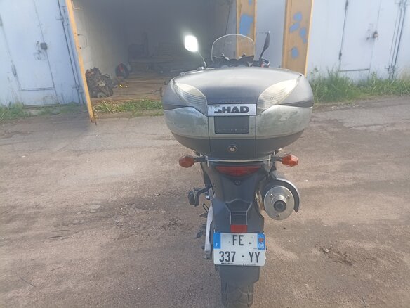 2004 Suzuki V-Strom DL 650, чёрный, 400000 рублей - вид 4