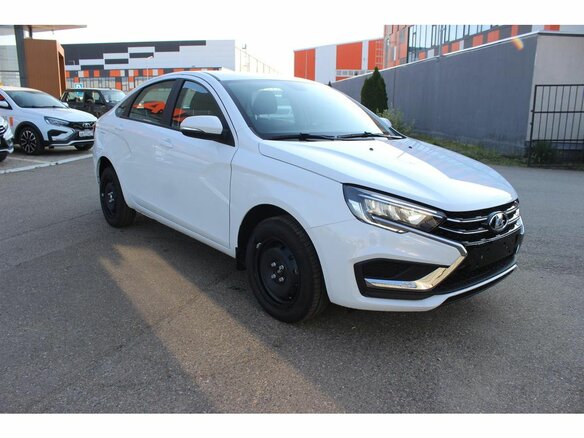 2026 Lada (ВАЗ) Vesta I Рестайлинг (NG), белый, 1735000 рублей - вид 1