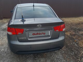 2013 Kia Cerato 6-speed II, серый, 780000 рублей, вид 5