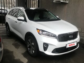 2019 Kia Sorento III Prime Рестайлинг, белый, 2300000 рублей, вид 5