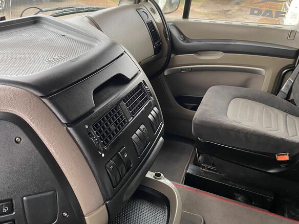 2010 DAF XF 105, белый, 3750000 рублей - вид 13