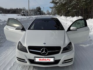 2012 Mercedes-Benz C-Класс 250 III (W204) Рестайлинг, белый, 1550000 рублей, вид 3