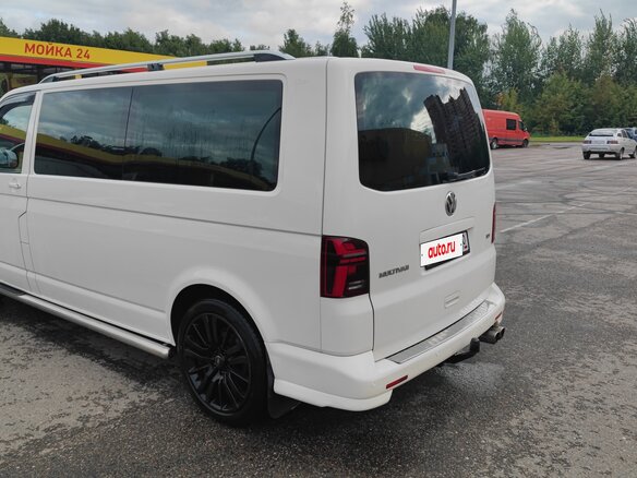 2010 Volkswagen Multivan Long T5 Рестайлинг, белый, 2500000 рублей - вид 5