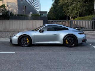 2025 Porsche 911 Carrera GTS VIII (992) Рестайлинг, серебристый, 17070176 рублей, вид 3