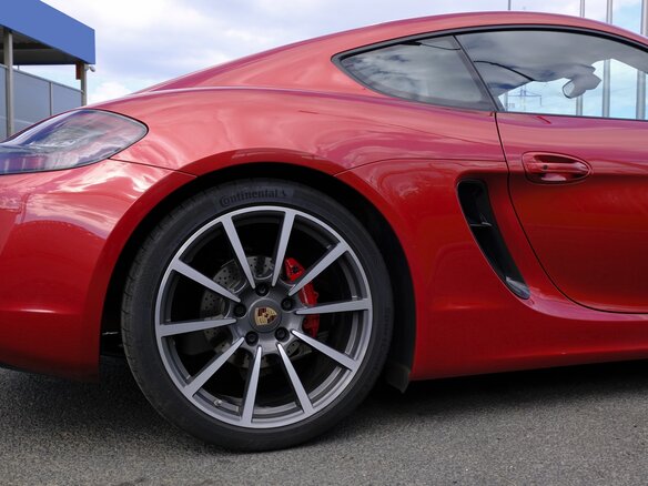 2014 Porsche Cayman S II (981), красный, 5499000 рублей - вид 5